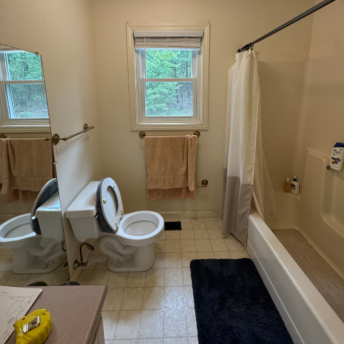Upstairs Bath - Before Renovation
