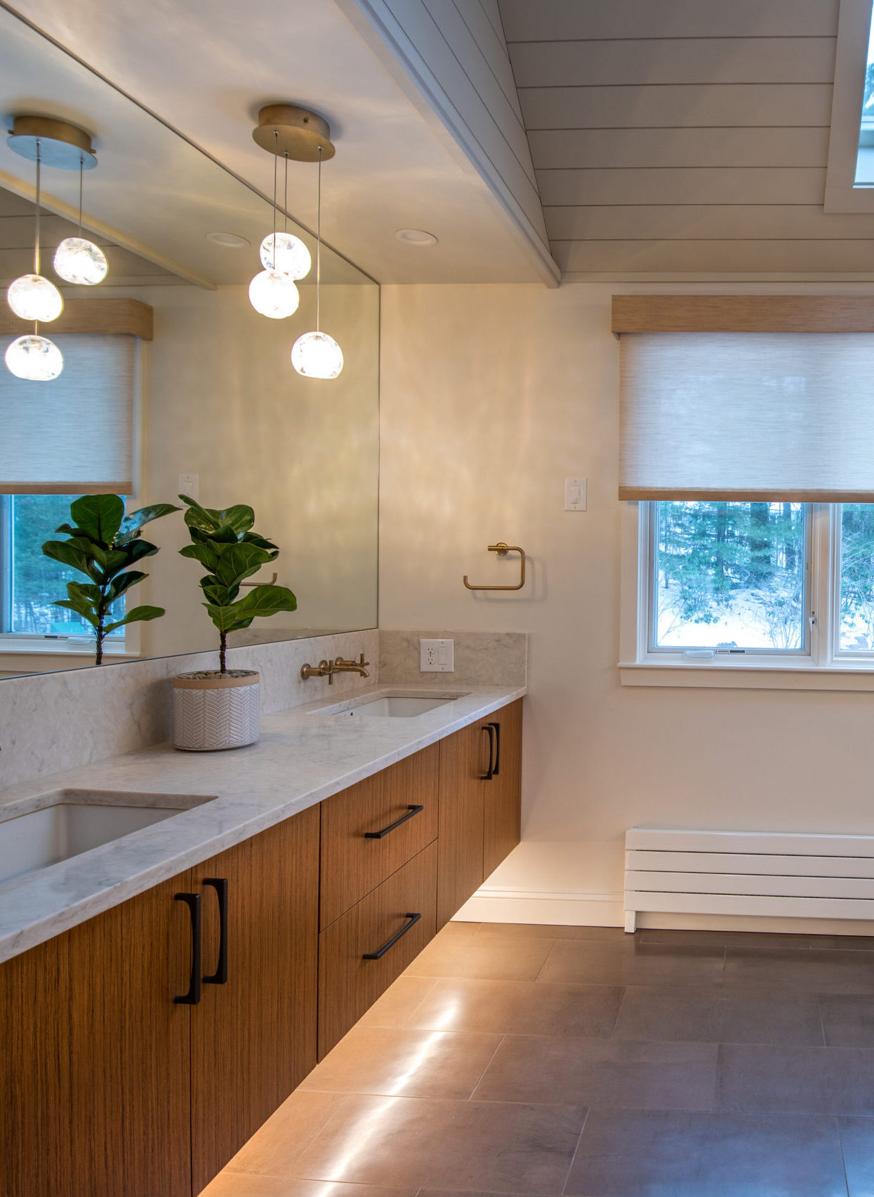 Tranquil Oasis: Crafting a Spa-Inspired Sanctuary in a 1980s Bathroom